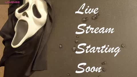 Snapshot of squ1rtl3cb chatting on 12/31/24, 10:48 squ1rtl3cb online show from 12/31/24, 10:48