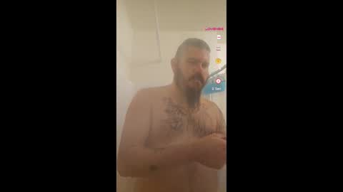 Snapshot of squ1rtl3cb chatting on 11/07/25, 11:10 squ1rtl3cb online show from 11/07/25, 11:10