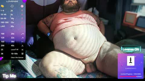 Snapshot of squeaks724 chatting on 12/04/24, 03:43 Your Pal Squeaks online show from 12/04/24, 03:43