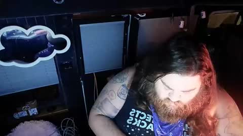 Snapshot of squeaks724 chatting on 01/23/25, 05:24 Your Pal Squeaks online show from 01/23/25, 05:24