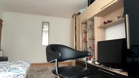 My name is Maya Lush is activeThere are legends that in this room all your wishes can come true  Private is Open online show from 02/20/26, 11:00