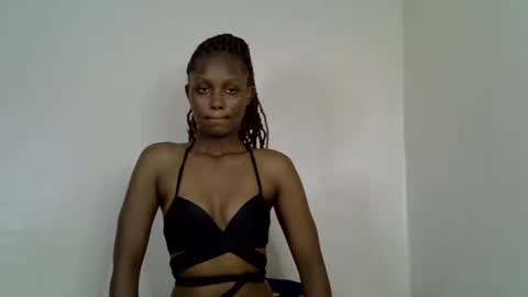 Snapshot of squirt_godes chatting on 09/12/25, 09:20 Tashy online show from 09/12/25, 09:20