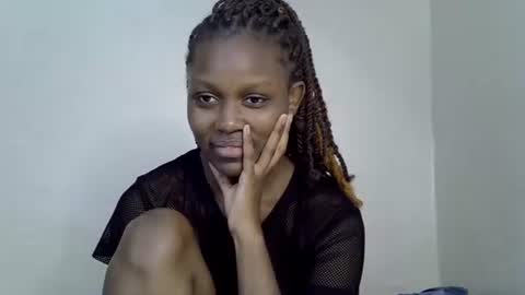 Snapshot of squirt_godes chatting on 09/18/25, 02:30 Tashy online show from 09/18/25, 02:30