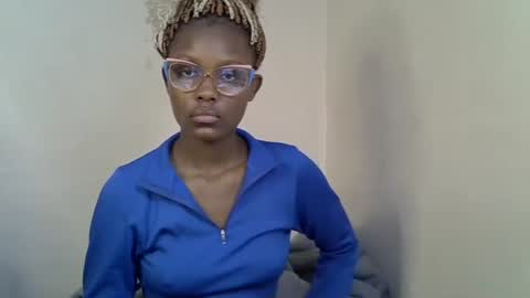 Snapshot of squirt_godes chatting on 10/16/25, 08:21 Tashy online show from 10/16/25, 08:21