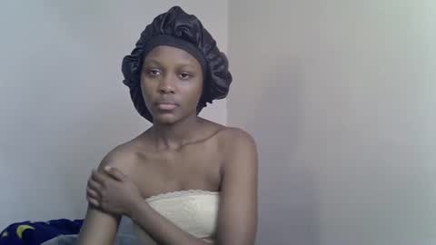 Snapshot of squirt_godes chatting on 10/30/25, 09:15 Tashy online show from 10/30/25, 09:15