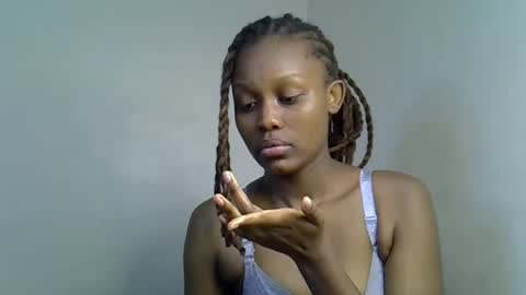 Snapshot of squirt_godes chatting on 11/25/25, 02:33 Tashy online show from 11/25/25, 02:33