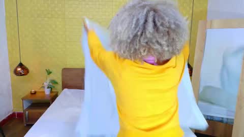 Snapshot of squirter_girl69 chatting on 02/18/25, 03:42 squirter_girl69 online show from 02/18/25, 03:42