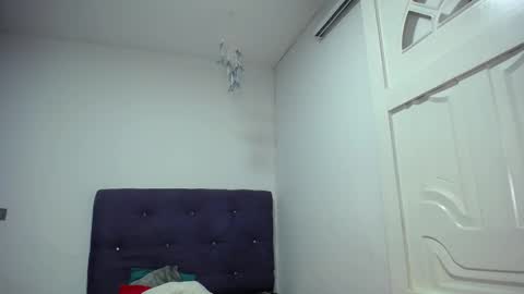 Snapshot of squirter_girl69 chatting on 02/26/25, 07:09 squirter_girl69 online show from 02/26/25, 07:09