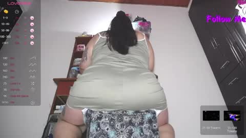 Snapshot of squirtmachinex chatting on 05/03/26, 01:33 Wanda online show from 05/03/26, 01:33