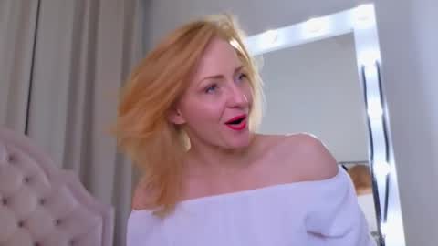 Alisa online show from 11/23/25, 02:55