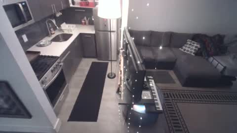 sqwindak online show from 03/04/25, 07:41