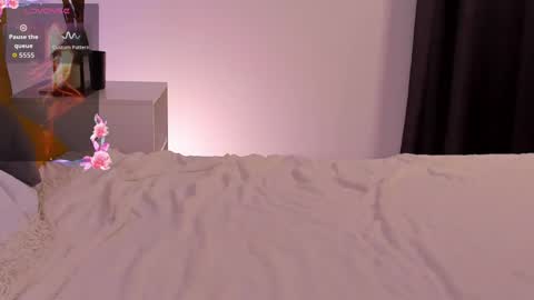 Snapshot of sqwrtg chatting on 04/21/26, 01:42 sqwrtg online show from 04/21/26, 01:42