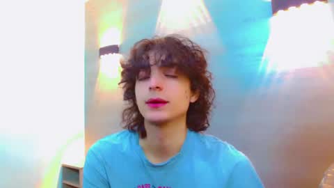 ethan online show from 09/26/25, 01:59