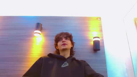 Snapshot of sr_bonnyethan chatting on 03/23/26, 01:15 ethan online show from 03/23/26, 01:15