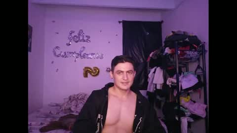 Snapshot of sr_magico chatting on 12/13/24, 06:21 sr_magico online show from 12/13/24, 06:21