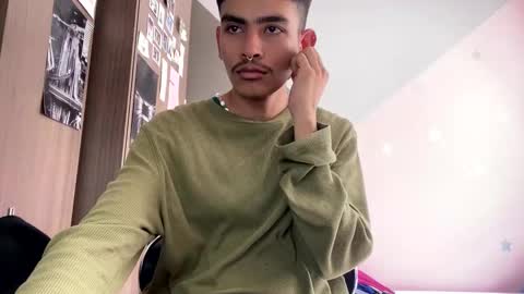 Snapshot of srcejotas chatting on 01/14/25, 06:49 sorry mom online show from 01/14/25, 06:49