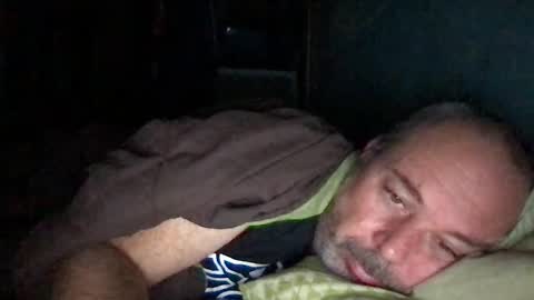 Snapshot of srekos38 chatting on 10/19/25, 09:48 srekos38 online show from 10/19/25, 09:48