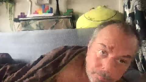 Snapshot of srekos38 chatting on 11/30/25, 11:03 srekos38 online show from 11/30/25, 11:03