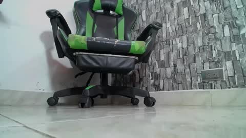 sr master cum its my old account online show from 02/01/25, 06:40