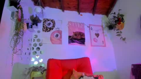 Snapshot of srsexy98 chatting on 12/03/25, 11:58 srsexy98 online show from 12/03/25, 11:58