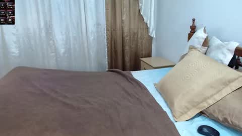 Snapshot of srta_luciana chatting on 01/18/25, 11:54 .          . online show from 01/18/25, 11:54