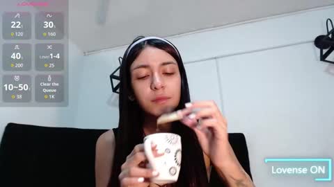 Snapshot of srta_luciana chatting on 10/14/25, 12:50 .          . online show from 10/14/25, 12:50