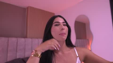 samantha online show from 04/08/26, 07:25