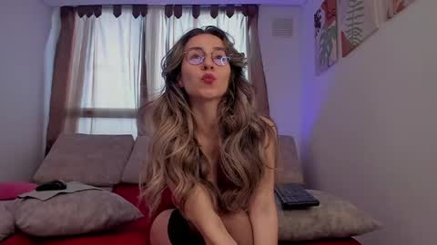  Sara Miranda  online show from 02/14/25, 10:04