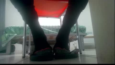 Snapshot of ssenzo chatting on 02/19/25, 10:09 ssenzo online show from 02/19/25, 10:09