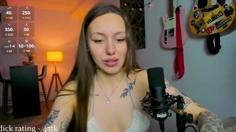 Snapshot of sshawty chatting on 01/04/25, 01:31 Anni if Im offline for a long time Im depressed feel free to support me offline online show from 01/04/25, 01:31