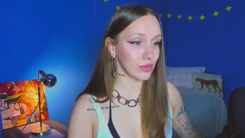 Snapshot of sshawty chatting on 01/19/26, 10:41 Anni if Im offline for a long time Im depressed feel free to support me offline online show from 01/19/26, 10:41