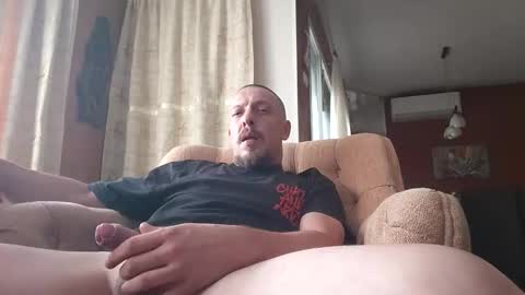 Snapshot of sskatsarski86 chatting on 11/06/25, 07:09 SSKOCI online show from 11/06/25, 07:09
