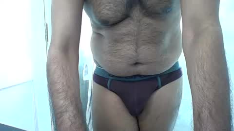 Snapshot of sslave_4_youu chatting on 02/07/25, 05:31 slave online show from 02/07/25, 05:31