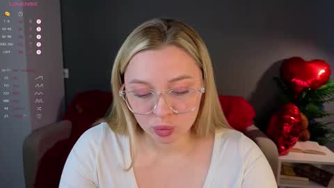 Kate online show from 02/18/26, 11:17