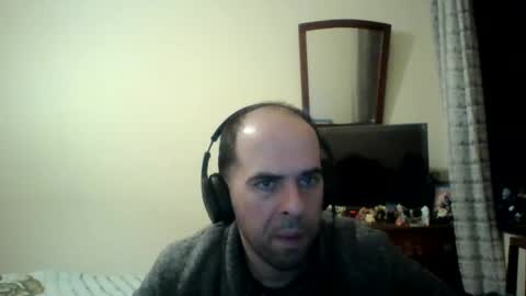 Snapshot of sstrasser chatting on 12/14/24, 02:56 ShYgUy online show from 12/14/24, 02:56