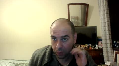 Snapshot of sstrasser chatting on 12/25/24, 09:54 ShYgUy online show from 12/25/24, 09:54