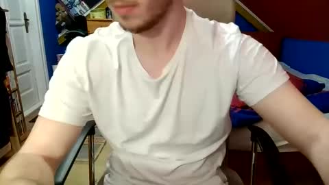 Snapshot of st1eve chatting on 01/18/26, 05:39 st1eve online show from 01/18/26, 05:39