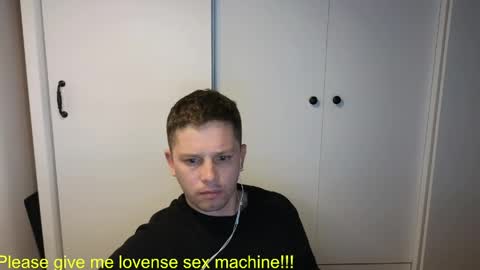 Snapshot of st1vemaster01 chatting on 05/31/26, 02:02 st1vemaster01 online show from 05/31/26, 02:02
