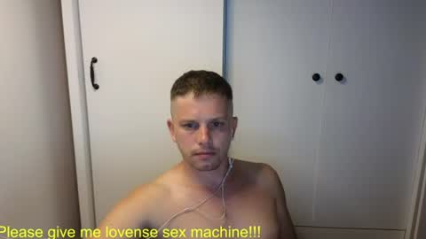 Snapshot of st1vemaster01 chatting on 07/14/26, 12:55 st1vemaster01 online show from 07/14/26, 12:55
