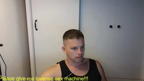 Snapshot of st1vemaster01 chatting on 07/19/26, 01:48 st1vemaster01 online show from 07/19/26, 01:48