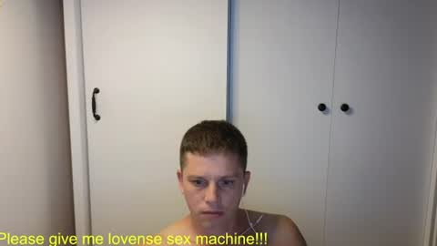 Snapshot of st1vemaster01 chatting on 07/30/26, 02:05 st1vemaster01 online show from 07/30/26, 02:05