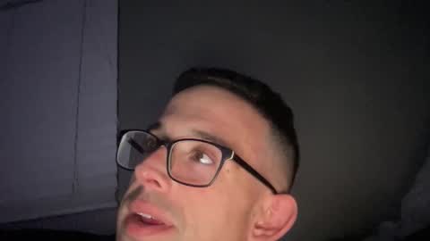 Snapshot of st22fe69 chatting on 01/08/26, 04:15 Jose online show from 01/08/26, 04:15