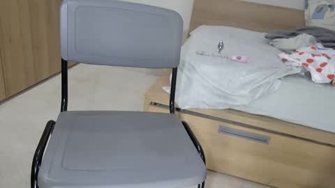 St Amor online show from 12/14/24, 05:14