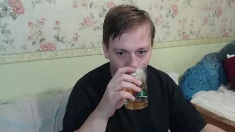 Snapshot of st_rudy chatting on 12/10/24, 08:40 Joe Peach online show from 12/10/24, 08:40