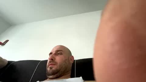 Snapshot of sta13 chatting on 02/02/25, 07:30 sta13 online show from 02/02/25, 07:30