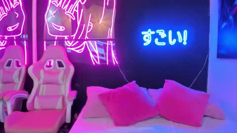 staarlightt online show from 02/08/26, 10:13