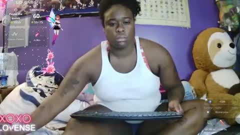 Snapshot of staceesparklezxxx chatting on 11/18/25, 05:45 Stacee online show from 11/18/25, 05:45