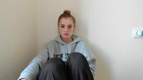 stacey__doll online show from 09/10/25, 02:33