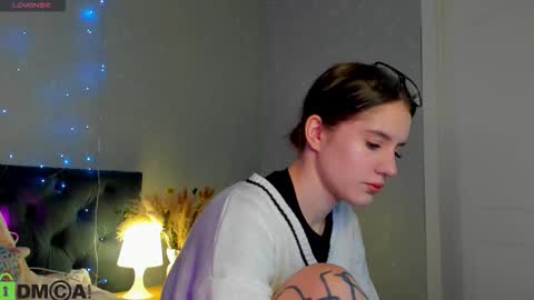 Snapshot of stacey__lace chatting on 10/19/25, 04:51 stacey__lace online show from 10/19/25, 04:51