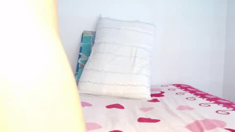 Snapshot of stacey_taylor7 chatting on 04/16/26, 12:17 stacey_taylor7 online show from 04/16/26, 12:17